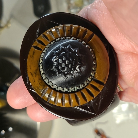 Bakelite Jewelry - Baklite Bangle ANTIQUE